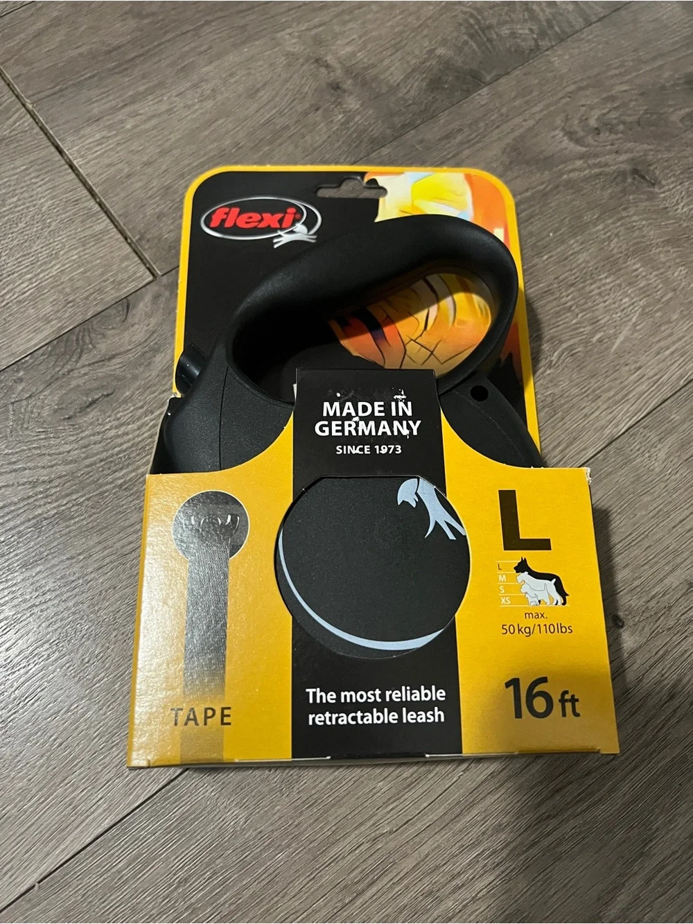 Flexi Retractable Leash Size Large (Up To 110 lbs.) New